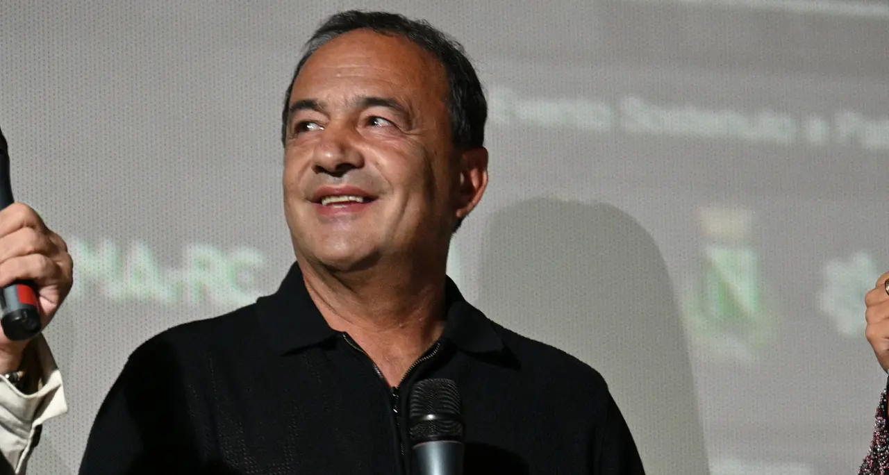 Riace, la Corte d’Appello ha deciso: Lucano decade da sindaco\n