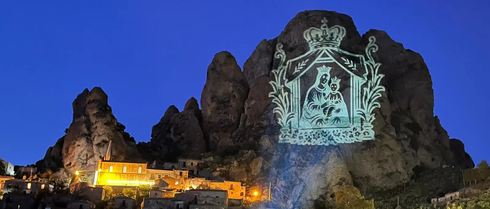 A Melito la festa di Maria Ss\u00A0di Porto Salvo riaccende la comunità: dopo la tempesta, il cuore torna a battere\n