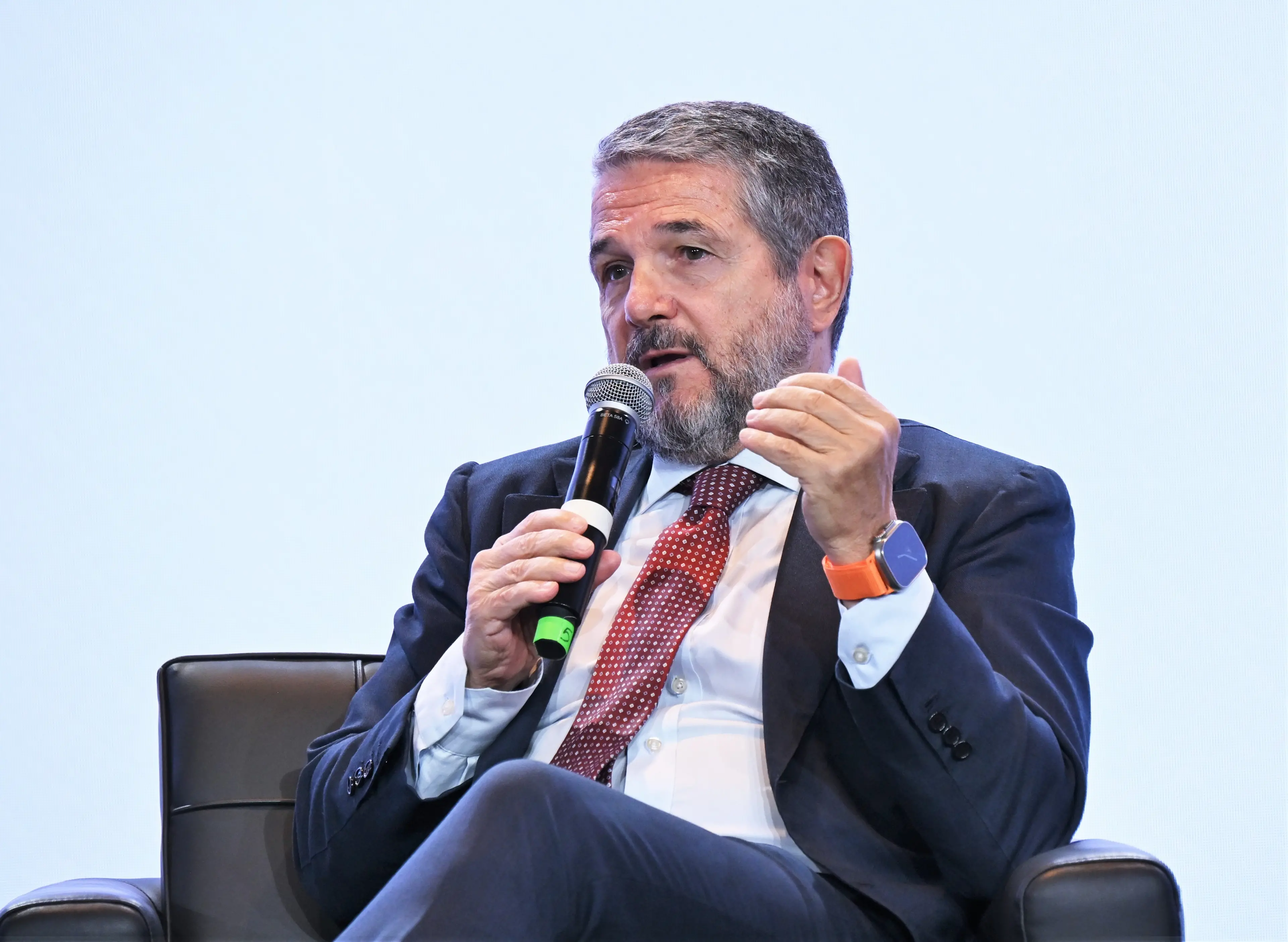 «Calabria strategica perché al centro del Mediterraneo. Il Ponte ulteriore elemento di sviluppo»: il viceministro Valentini a Reggio\n