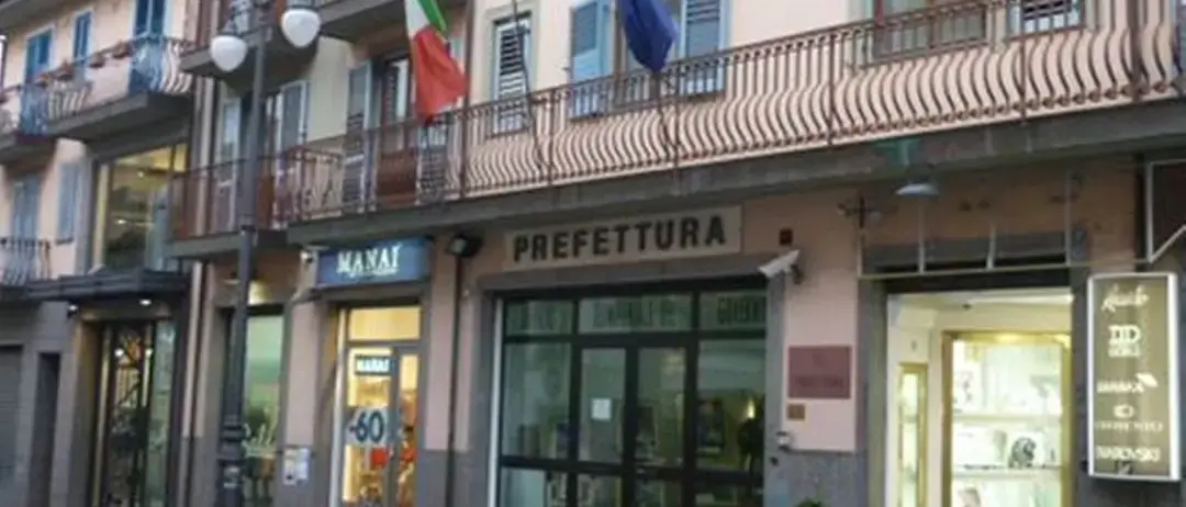 Lavoro irregolare, Vibo alza la guardia: il 30 aprile la firma in Prefettura dell’intesa che coinvolge aziende, sindacati e istituzioni