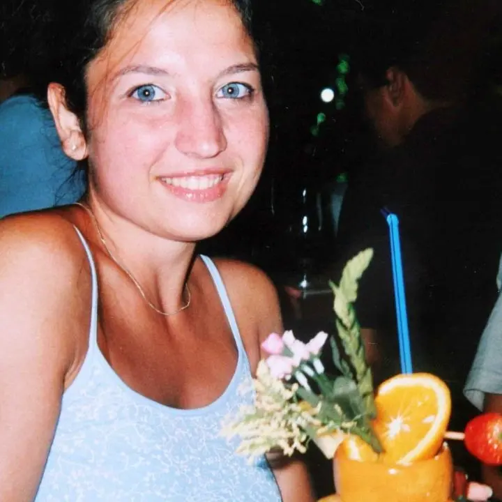 Garlasco, spunta l’ipotesi di più killer per l’omicidio di Chiara Poggi. Isolata anche un’impronta femminile\n