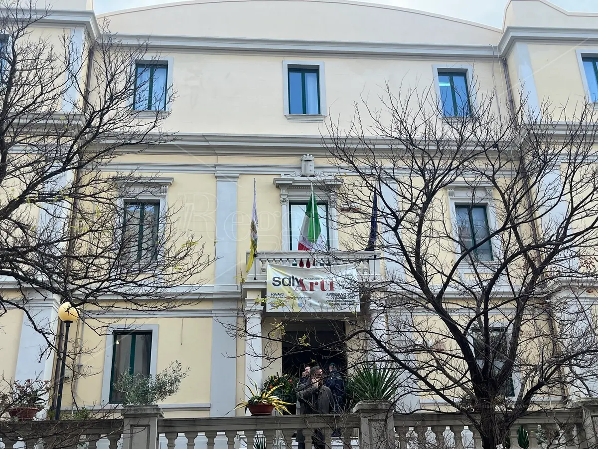 Giovedì a palazzo Crupi l’inaugurazione della mostra\n\n“I cieli dell'arte”\n