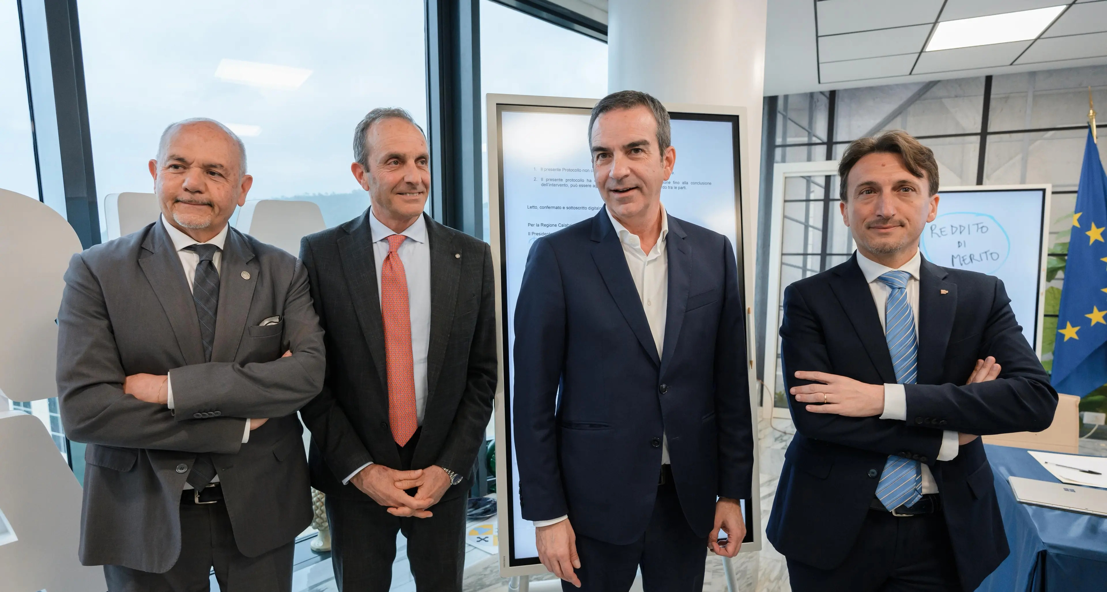 Niente fuga dagli atenei calabresi, il reddito di merito non serve: in due anni migrazione universitaria in calo del 10%\n