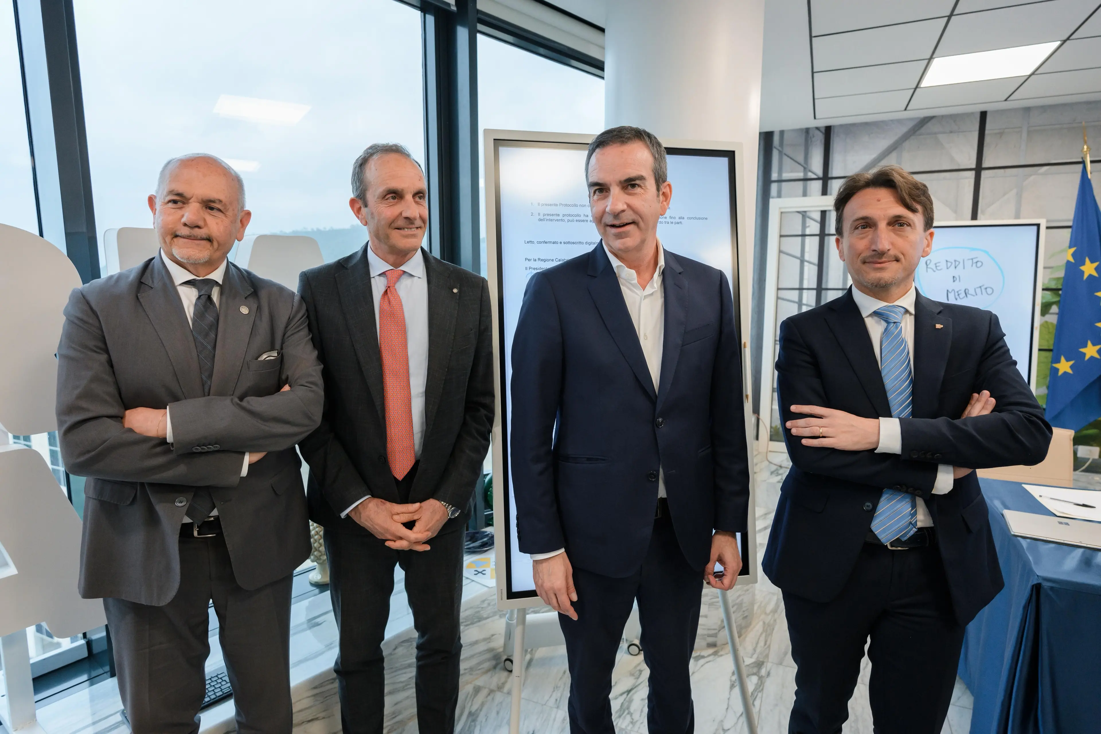 Niente fuga dagli atenei calabresi, il reddito di merito non serve: in due anni migrazione universitaria in calo del 10%\n