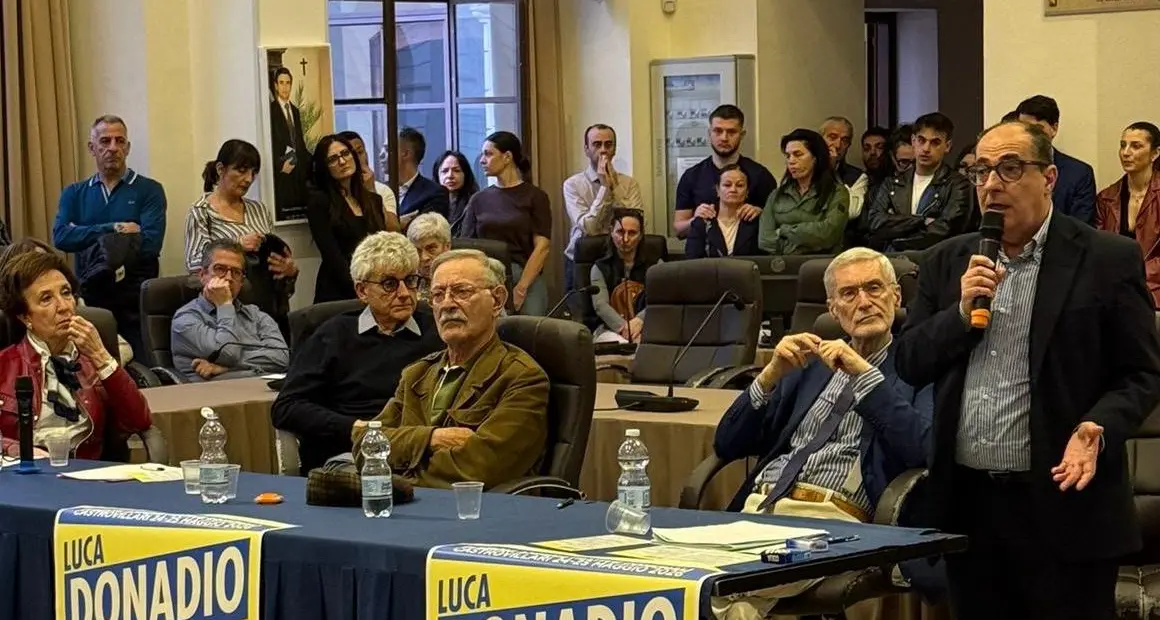 Donadio lancia la sfida civica: «Siamo l’alternativa al silenzio»\n