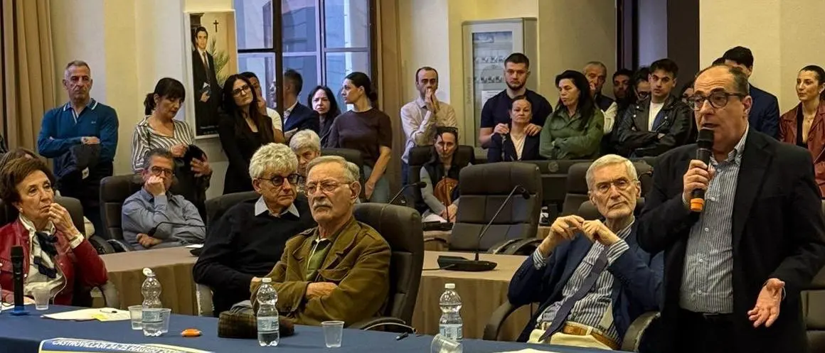 Donadio lancia la sfida civica: «Siamo l’alternativa al silenzio»\n