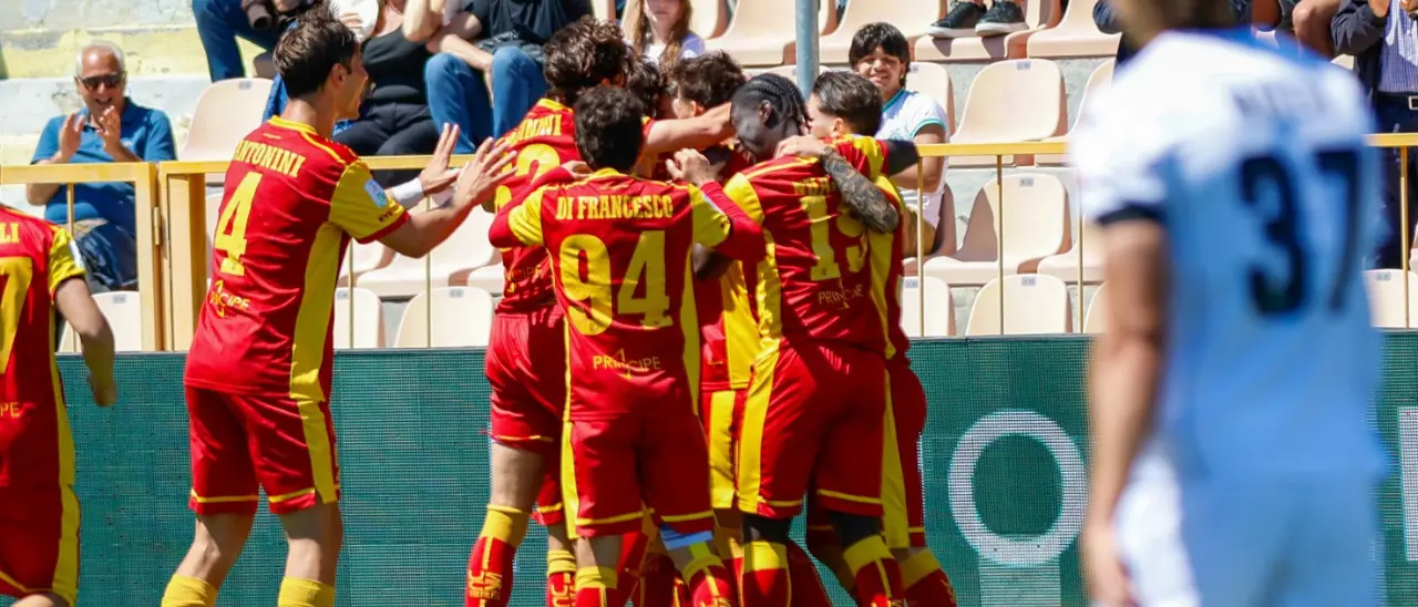 Us Catanzaro: quinto posto blindato, ora\u00A0missione playoff.\u00A0La strada per inseguire il sogno\u00A0promozione\u00A0\n