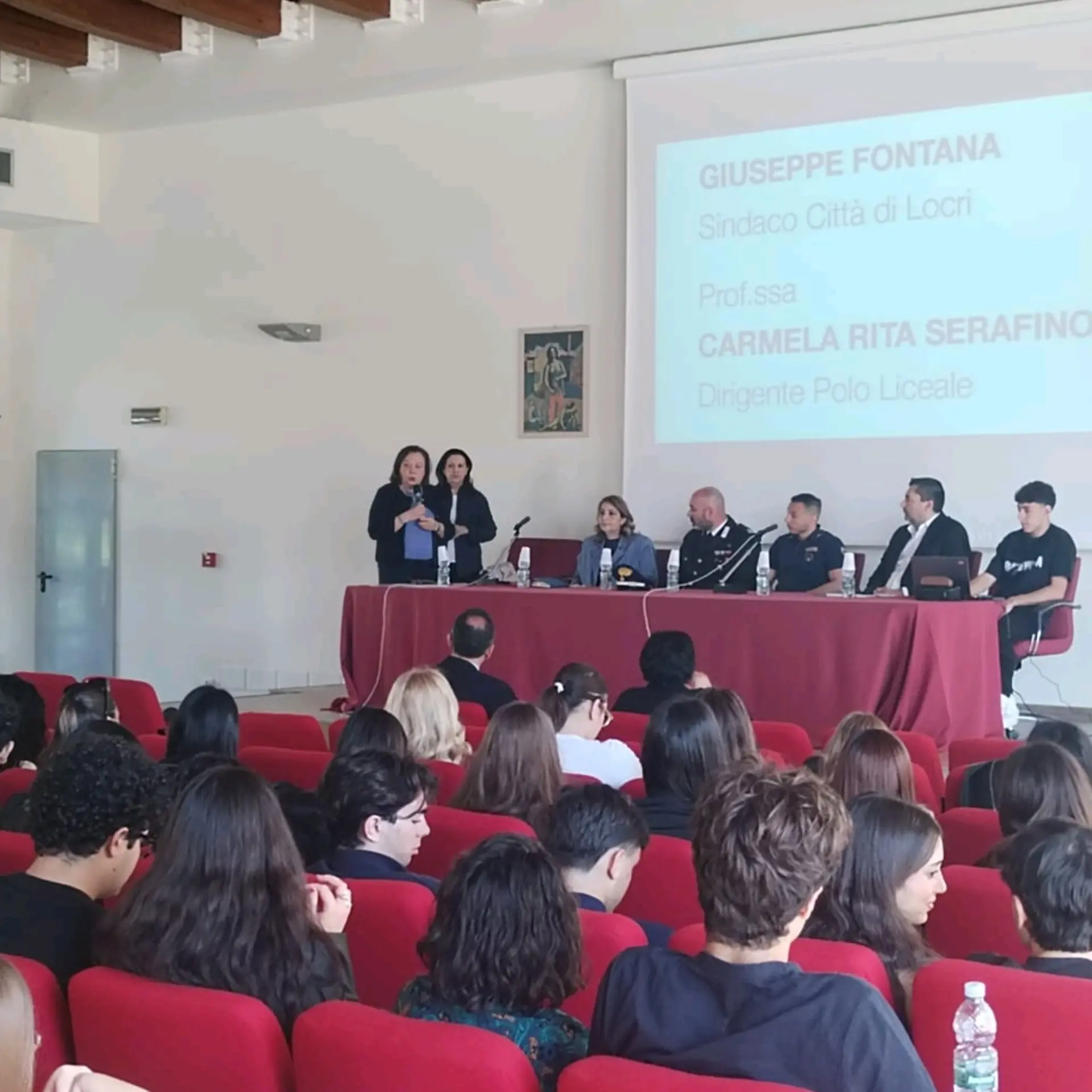 Al\u00A0polo liceale Zaleuco Oliveti – Panetta – Zanotti\u00A0di Locri l’incontro “Una notifica può mandarti\u00A0in crash”\n