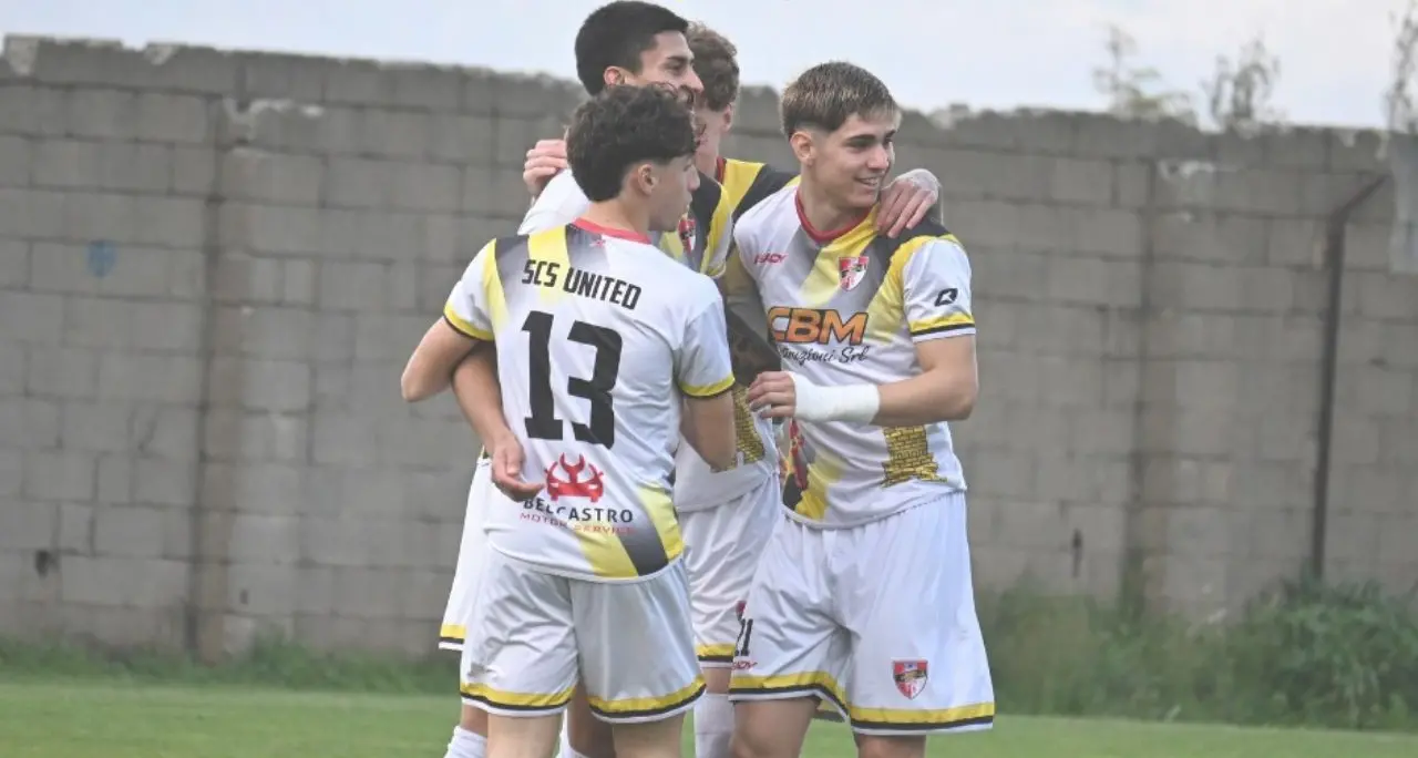 Promozione B, Sc Soverato già con la testa ai playoff. Gallo: «Obiettivo? Andare in Eccellenza»