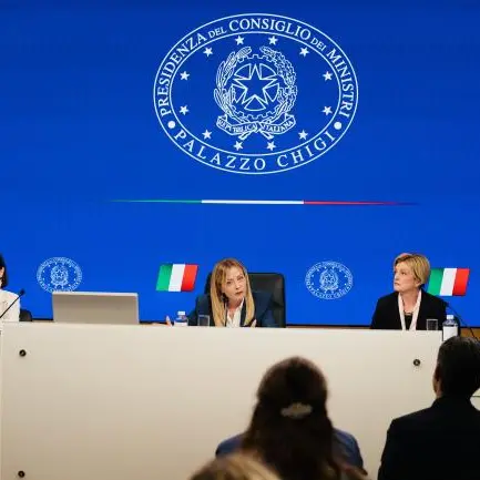 Giro di vite sugli incentivi statali, niente soldi a chi non assicura al lavoratore un salario giusto\n