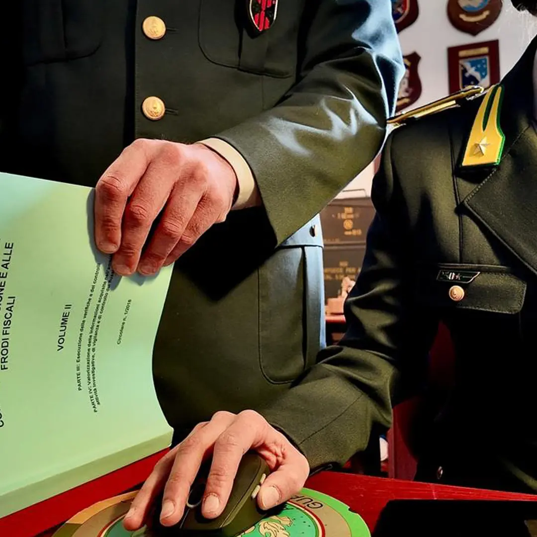 Montalto Uffugo, azienda di elaborazione dati elettronici coinvolta in una evasione fiscale da\u00A034 milioni di euro\u00A0| VIDEO\n