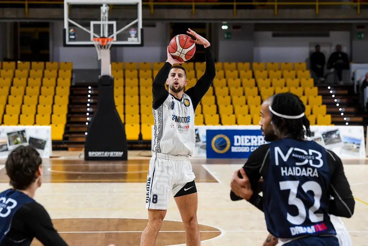 Dierre basket Reggio, torna Jovan Miljanic: «Finalmente in campo. Vogliamo dimostrare chi siamo»\n