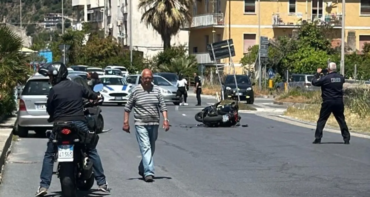 Cetraro, motociclista coinvolto in un incidente stradale: interviene l’elisoccorso\n