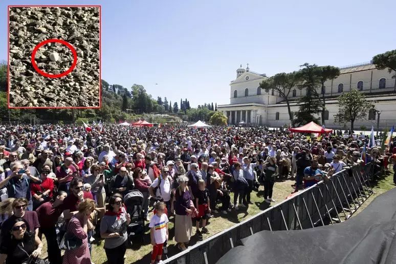 Spari a Roma durante il corteo del 25 aprile: arrestato\u00A0un rider 21enne\n