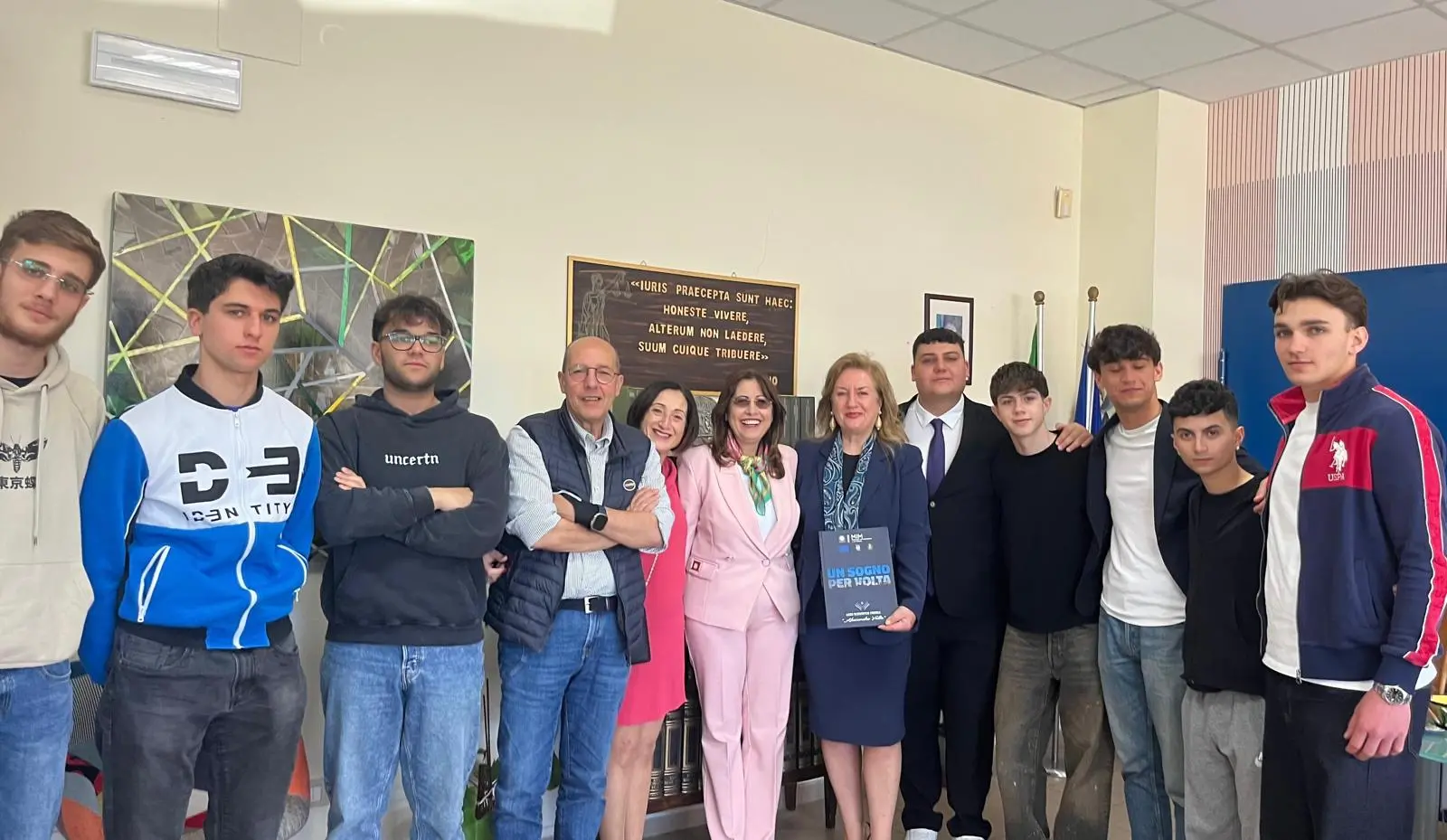 Studenti dell’Ite\u00A0di Vibo\u00A0eccellenza nell’Ai, focus sui\u00A0servizi\u00A0per le\u00A0disabilità al centro di un\u00A0incontro a Reggio\n