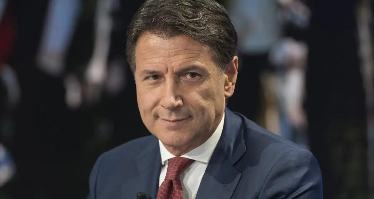 Giuseppe Conte operato, cosa nasconde lo stop improvviso: quali sono le sue condizioni di salute e cosa sappiamo davvero\n