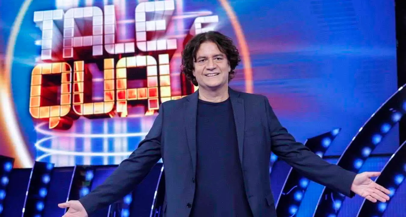 Comico arrestato a Roma per stalking: fermato sotto casa dell’ex, scatta il divieto di avvicinamento\n