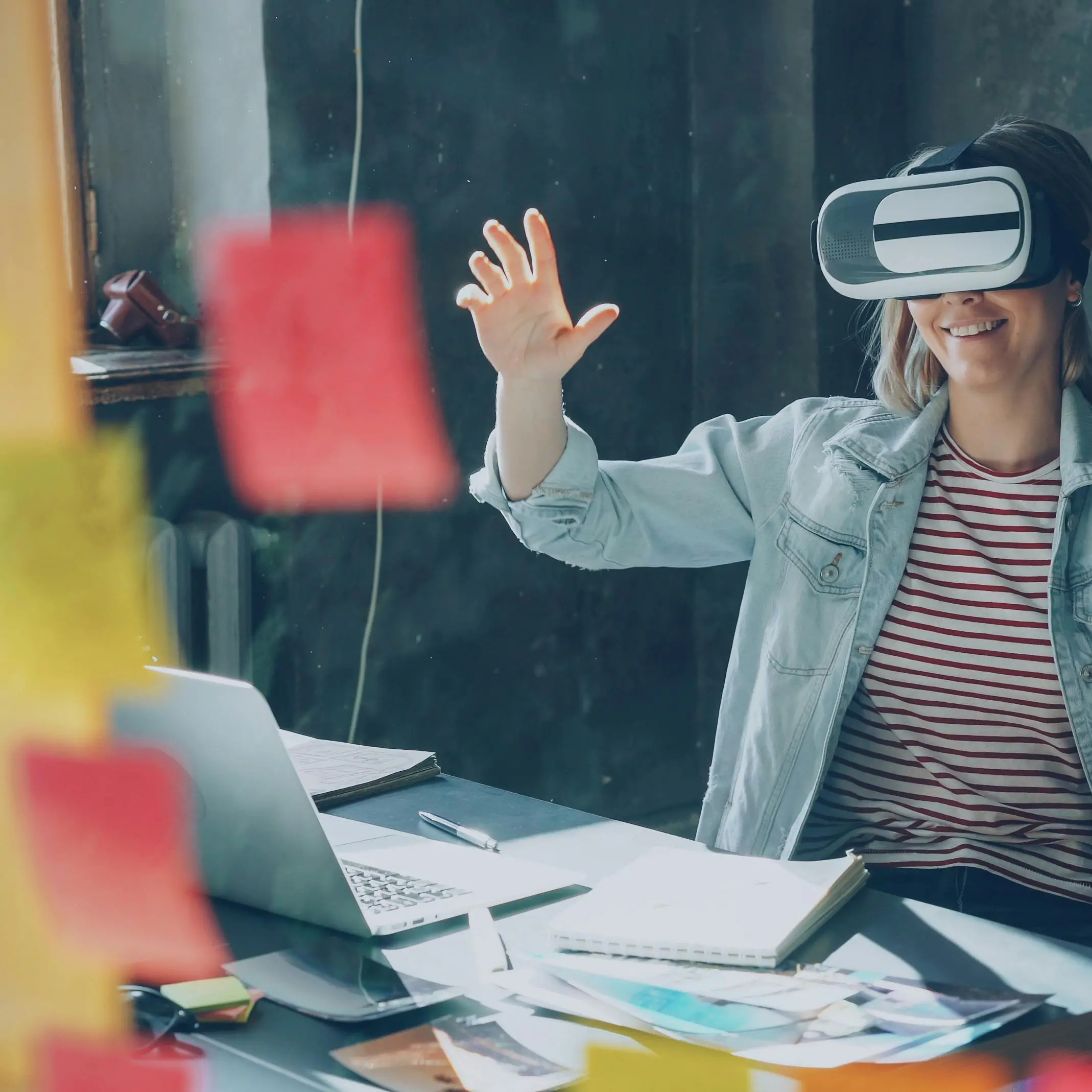 Il lavoro del futuro non è solo AI: boom di mestieri tecnici, green e della cura mentre cambia l’ingresso per i giovani\n