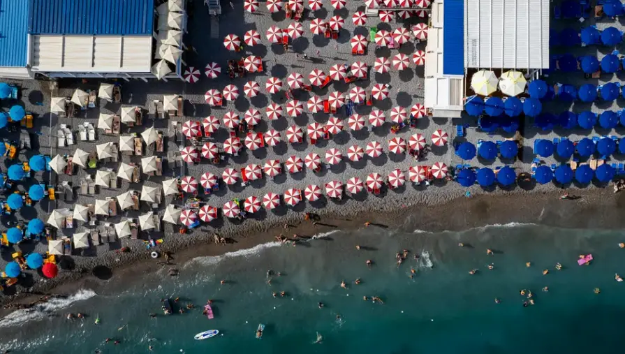 Balneari, già cancellata l’ipotesi di proroga delle concessioni al 2030 in Calabria: arriva lo stop del Mef\n