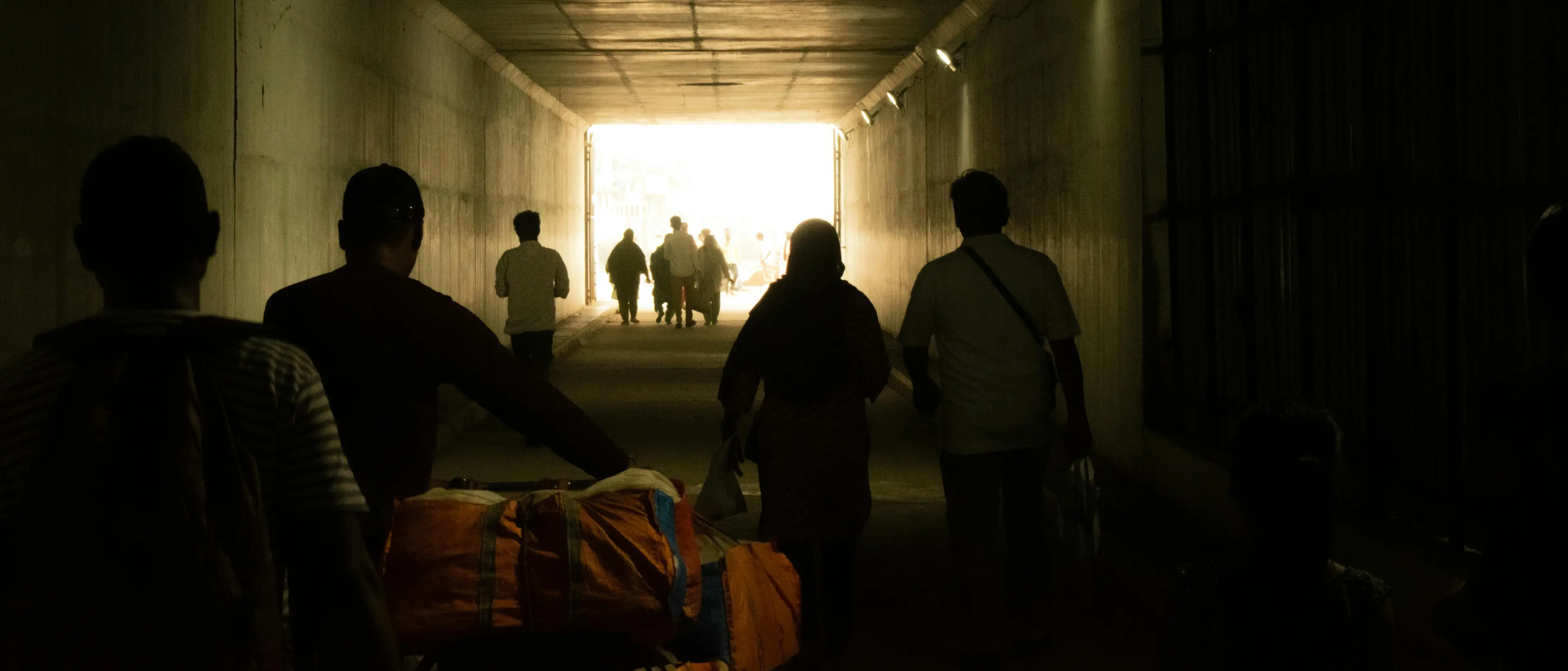 Migranti, la frontiera è ovunque: in Calabria lo spazio c’è ma è gestito male. E\u00A0il sistema trattiene anziché accogliere\n