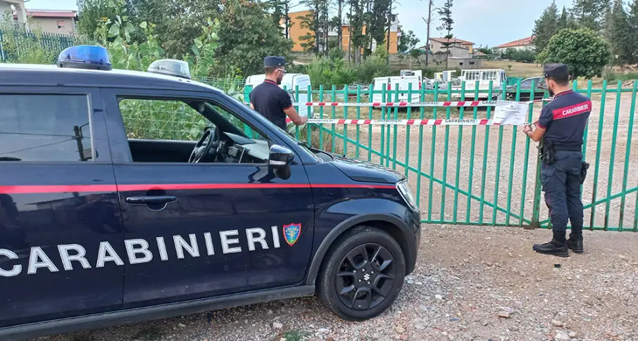 Rifiuti pericolosi in una discarica di Petronà, la Procura di Crotone chiude l’inchiesta: 6 indagati - NOMI\n