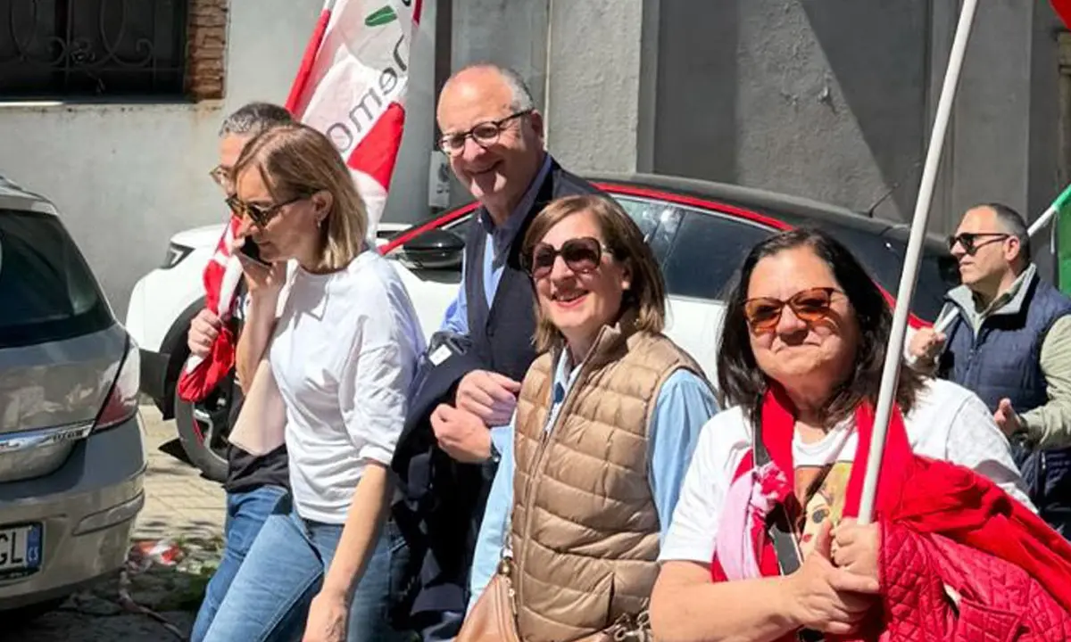 Cene, commissari e il nodo-Caruso: a Cosenza tutto fa Pd. Mentri i voti volano via\n