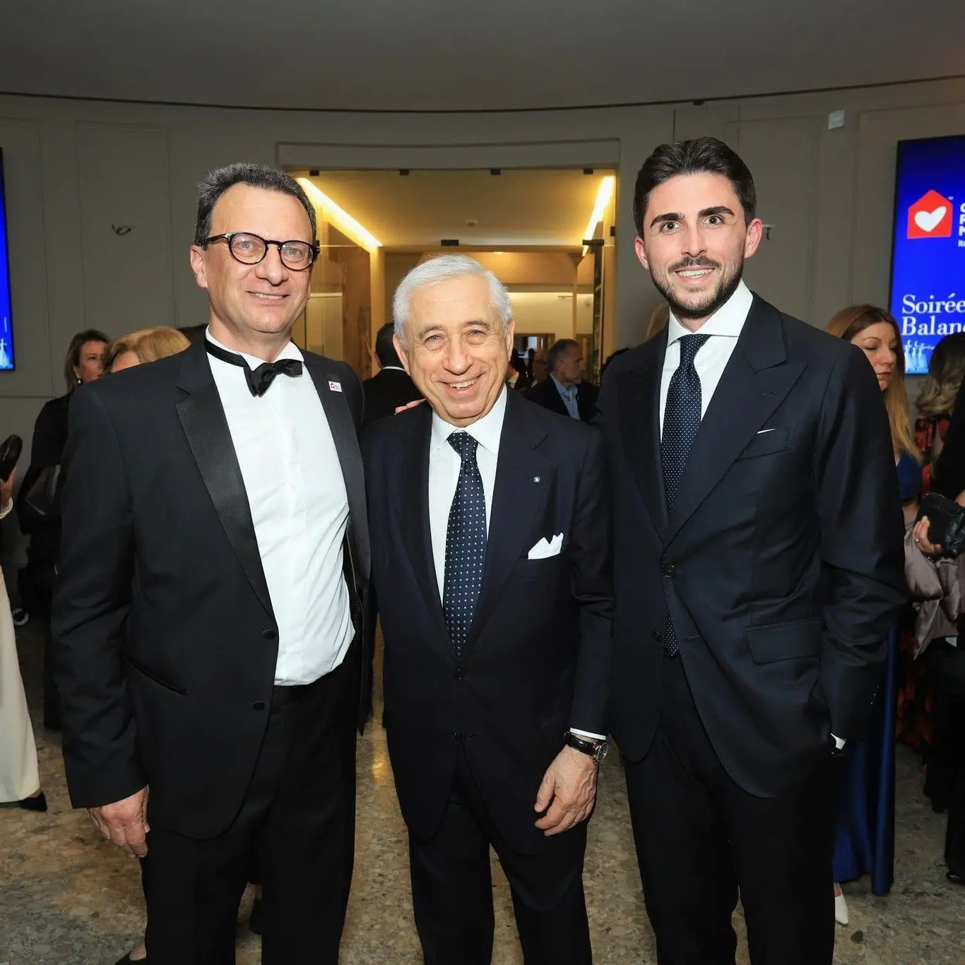 iGreco al San Carlo di Napoli per una raccolta fondi a sostegno dei bambini costretti a curarsi lontani da casa\n