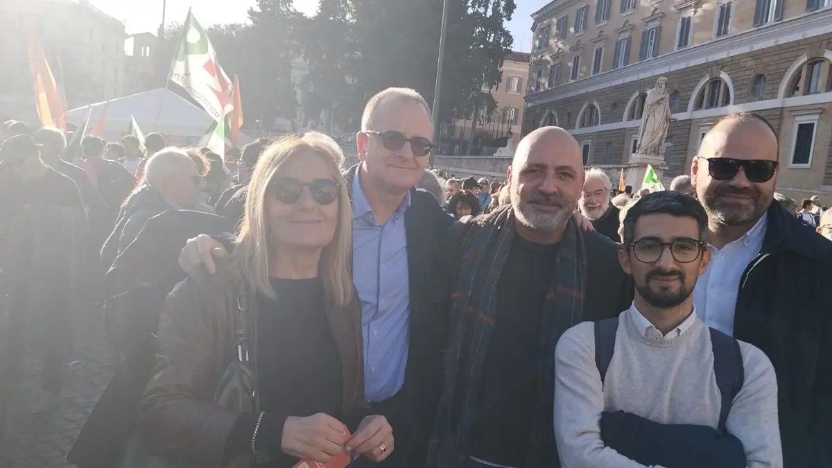 Cene, commissari e il nodo-Caruso: a Cosenza tutto fa Pd. Mentri i voti volano via\n