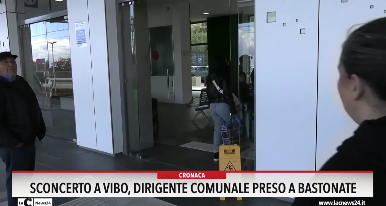 Sconcerto a Vibo, dirigente comunale preso a bastonate
