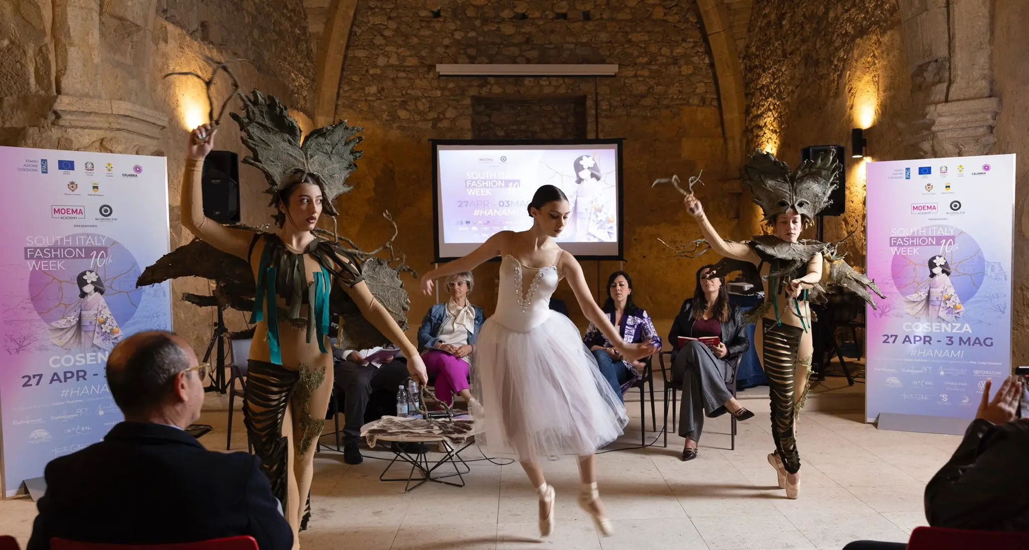 South Italy Fashion Week, al Castello Svevo l’inverno tra post-atomico e destrutturazione\n