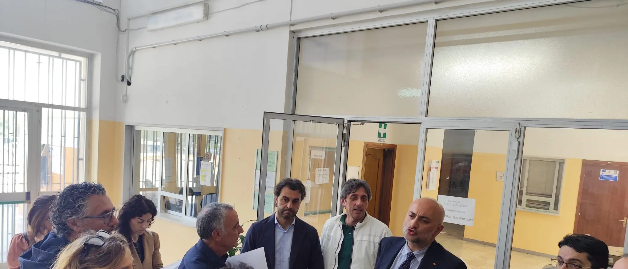 Faragalli nei cantieri di Corigliano-Rossano: «Scuole sicure e moderne per i giovani»\n