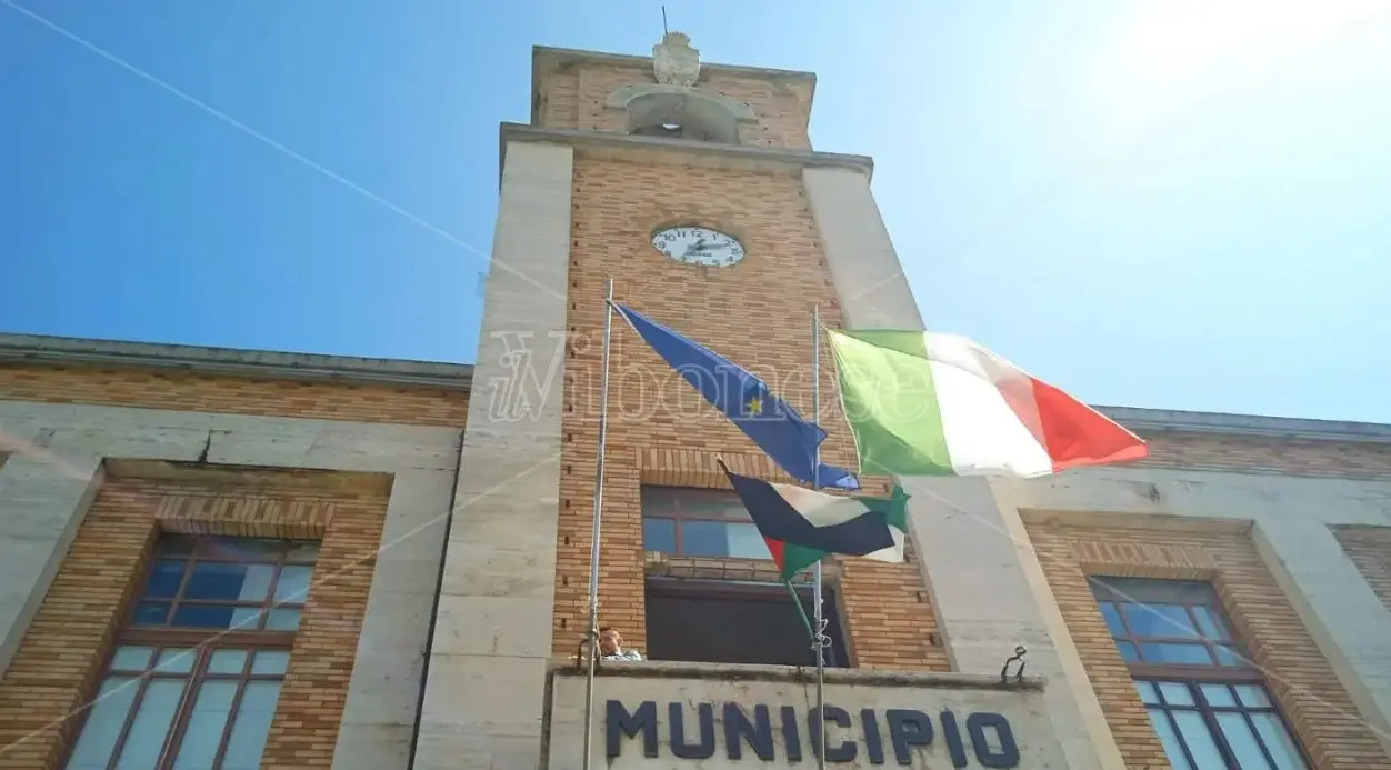 Vibo, Il Comune ottiene 2,4 milioni per un progetto di riqualificazione sociale delle periferie: gli interventi\u00A0a Vena e Piscopio\n\u00A0\n