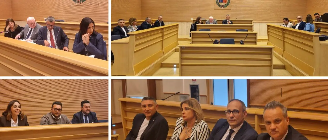 Provincia, il Consiglio vara all’unanimità il bilancio e L’Andolina spazza via le polemiche del giorno prima\n