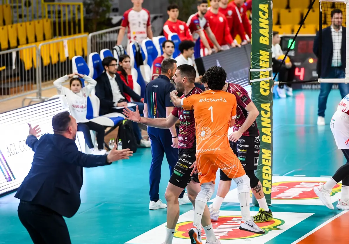 Domotek volley Reggio, stasera al Palacalafiore la semifinale per la A2\n