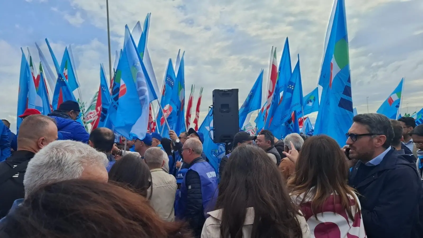Primo Maggio a Gioia Tauro, il Pd al fianco dei lavoratori: «Serve una svolta vera per il Mezzogiorno»\n