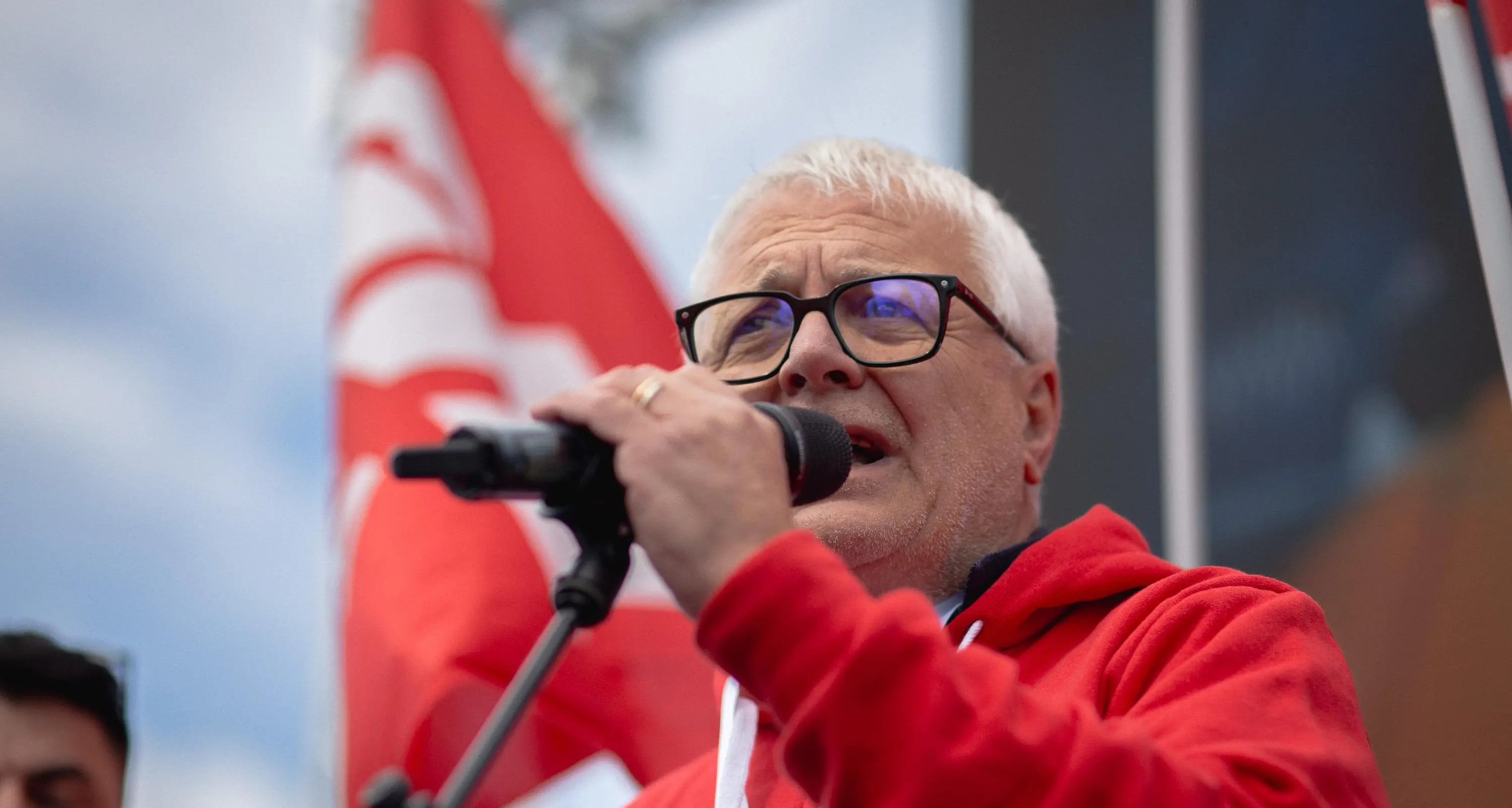 Dal Porto di Gioia Tauro un appello su lavoro, pace e diritti. Trotta (Cgil): «Servono investimenti, non armi»\n