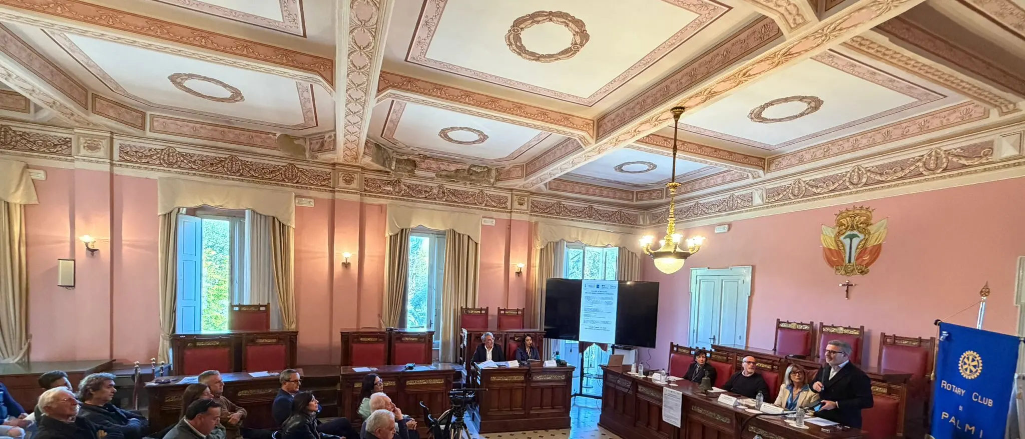 Palmi prova a costruire una rete per la Costa Viola: dal confronto tra imprese e istituzioni nasce la sfida del sistema territoriale\n