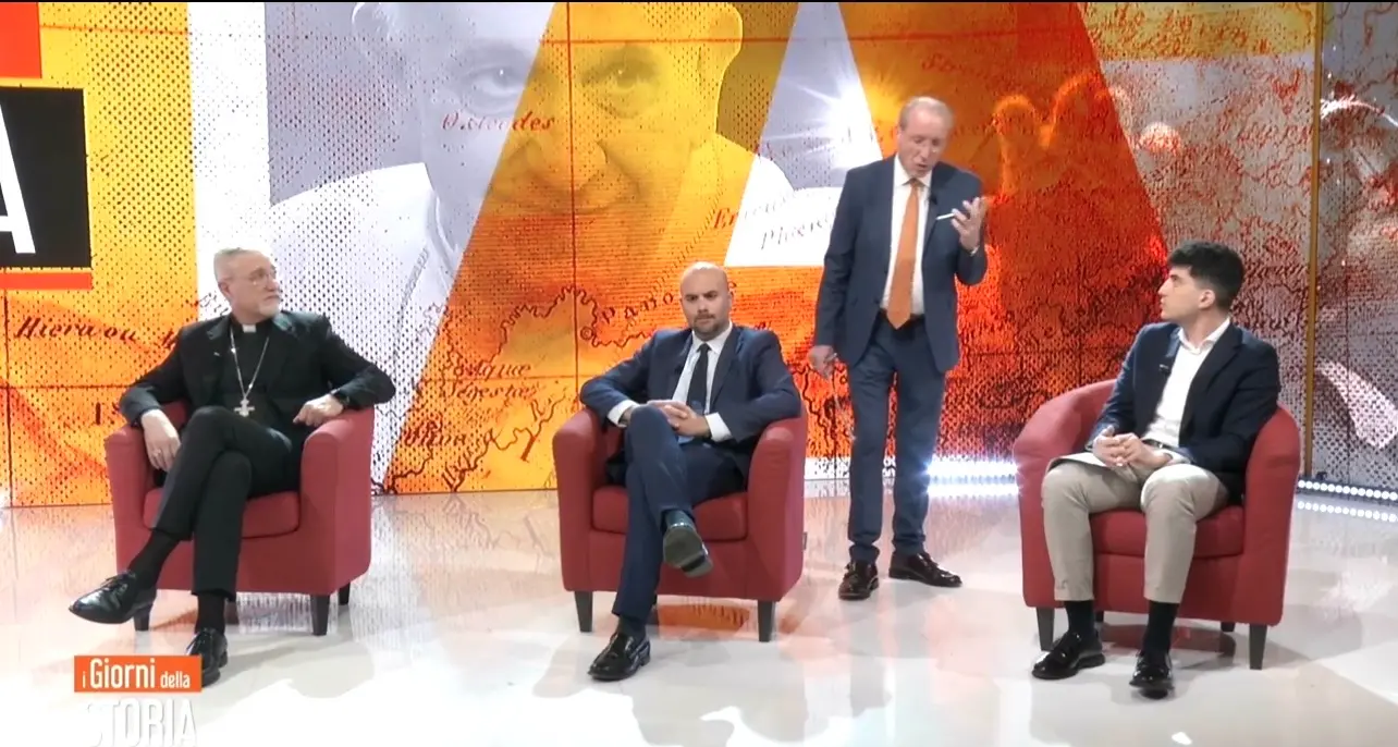 “I\u00A0giorni della storia”, boom di ascolti per il nuovo format di LaC: la prima puntata dedicata a papa Francesco\n