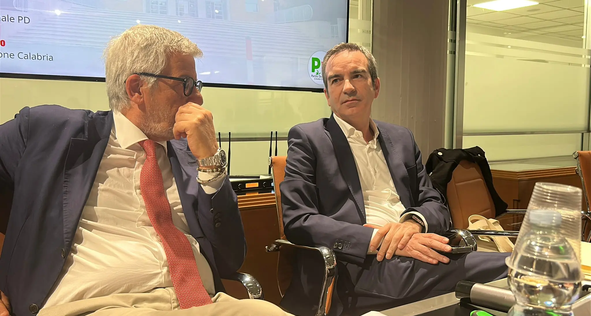 Nuovo ospedale a Rende mentre il capoluogo perde servizi e abitanti: la “questione Cosenza” agita la politica\n