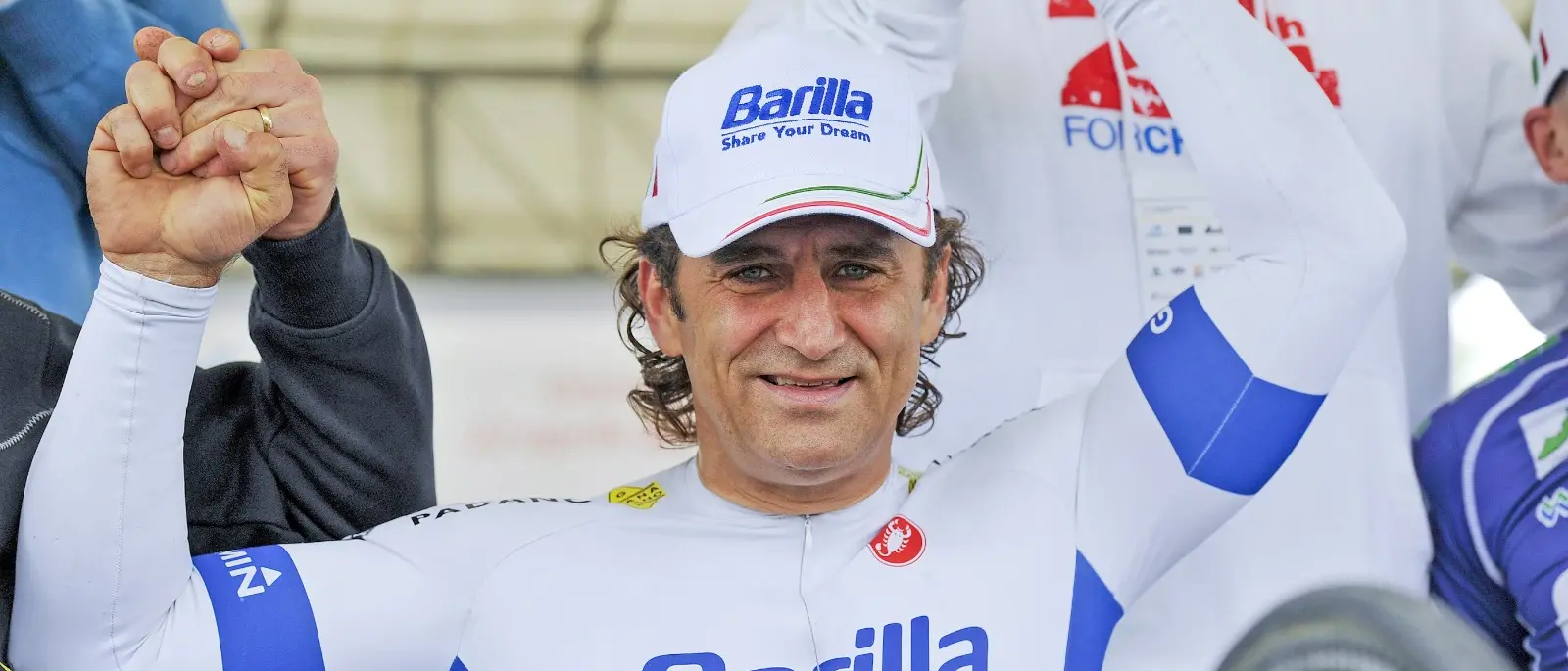È morto Alex Zanardi:\u00A0leggenda paralimpica ed ex pilota di Formula\u00A01, aveva 60 anni\n