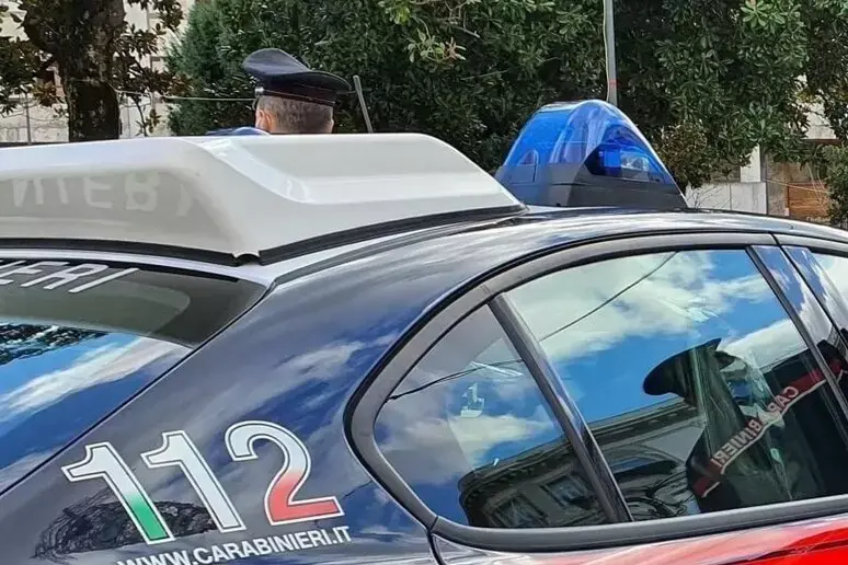 Lite per 30 euro finisce in tragedia: 68enne ucciso e nascosto in un negozio a Bari\n