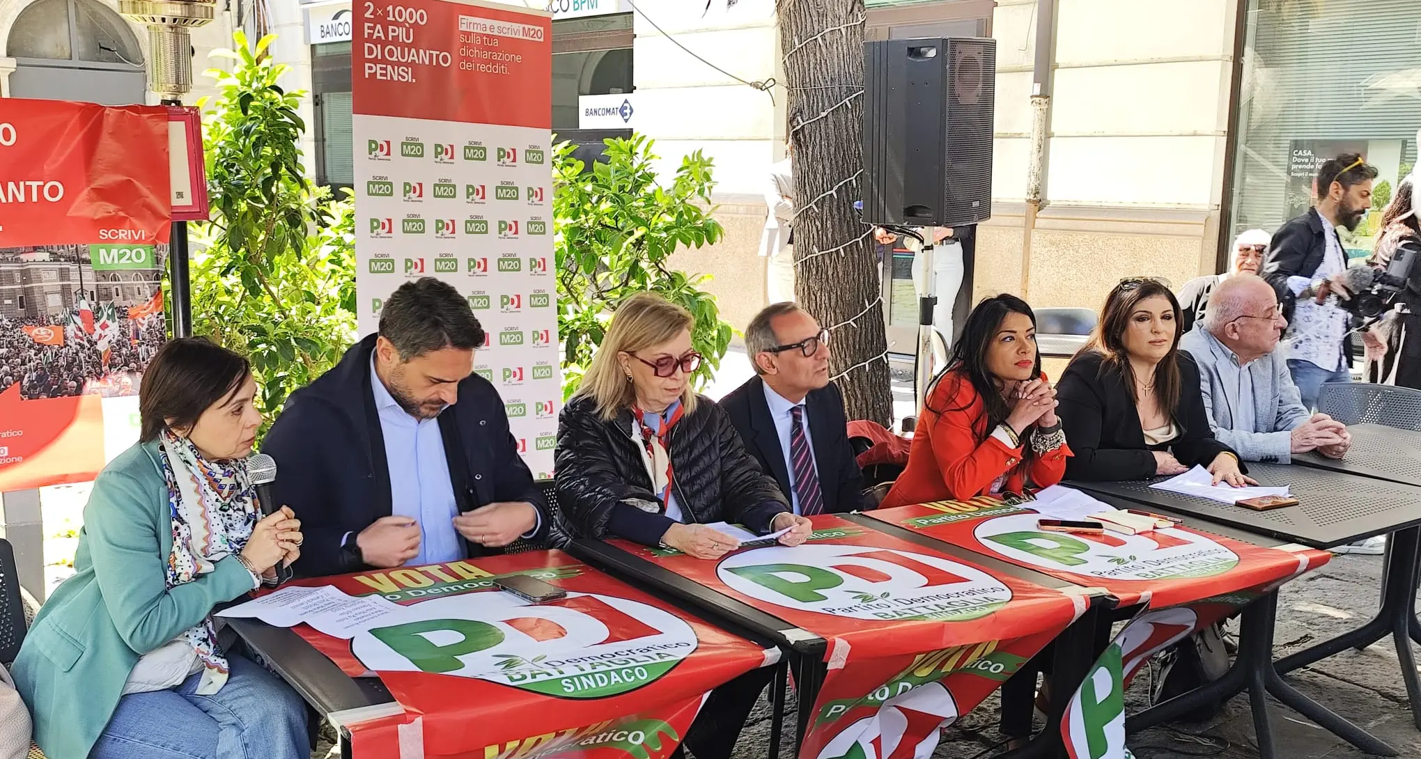 Il Pd presenta la lista e affila le armi: «Centrodestra contraddittorio, il confronto si faccia sui temi e sulla coerenza politica»\n