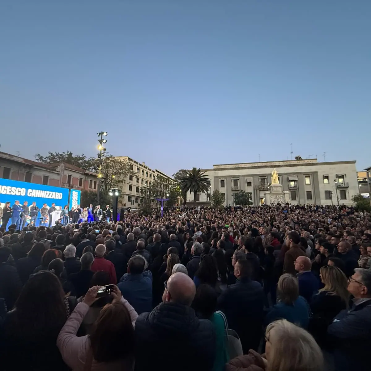 Reggio, Giovani Forza Italia:\u00A0«Non una sceneggiata ma partecipazione democratica\u00A0di\u00A04mila cittadini per\u00A0Cannizzaro»\n