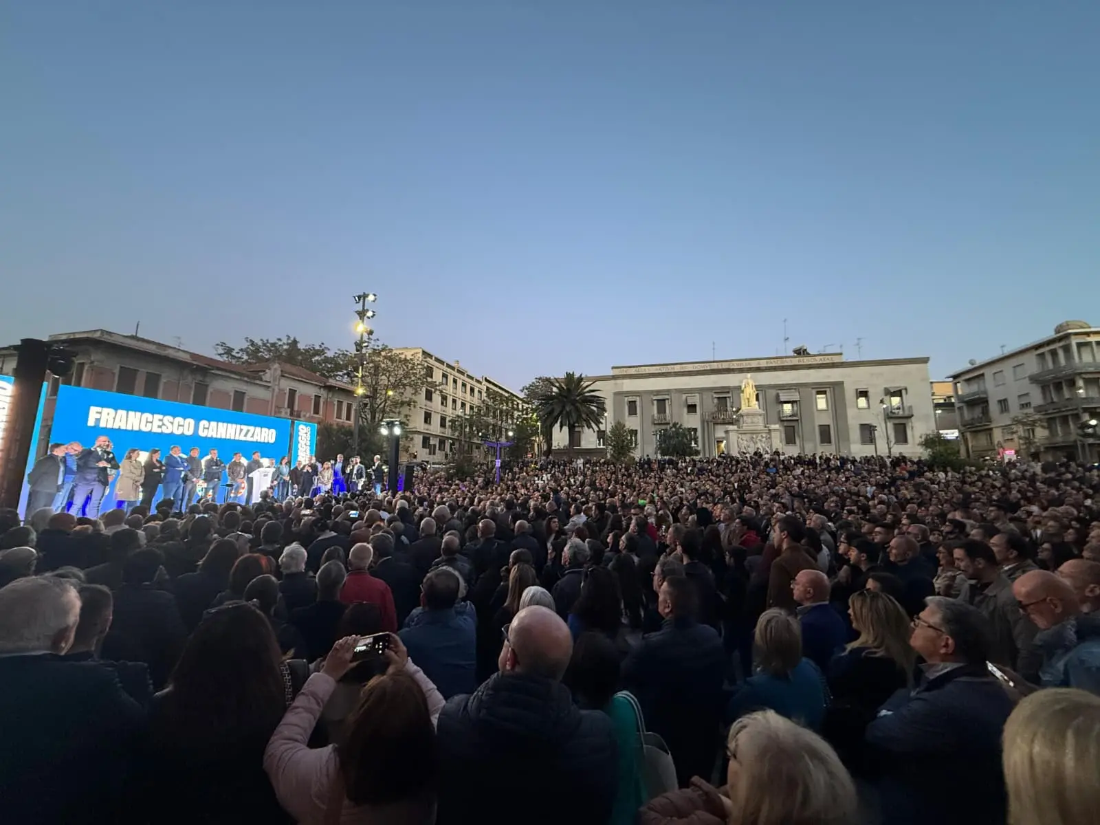 Reggio, Giovani Forza Italia:\u00A0«Non una sceneggiata ma partecipazione democratica\u00A0di\u00A04mila cittadini per\u00A0Cannizzaro»\n