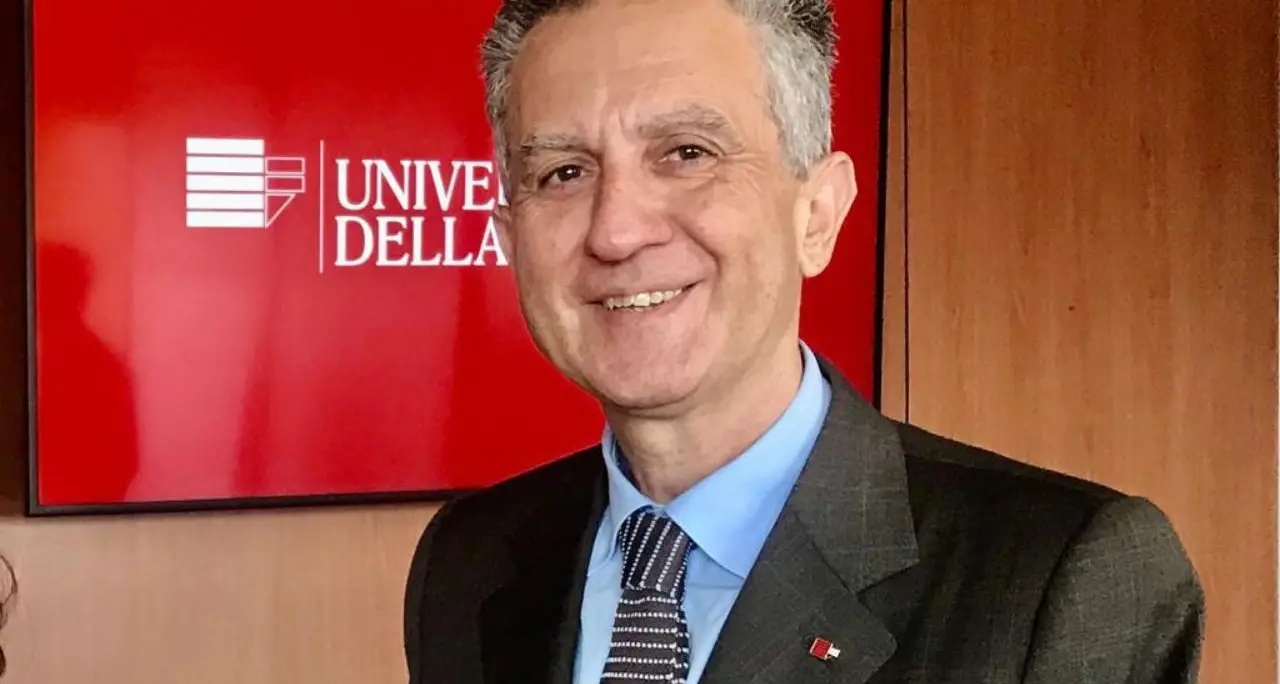 All’ex rettore Unical Nicola Leone il Premio Telesio del Rotary Club Cosenza: «Ha dato una svolta all’ateneo»\n