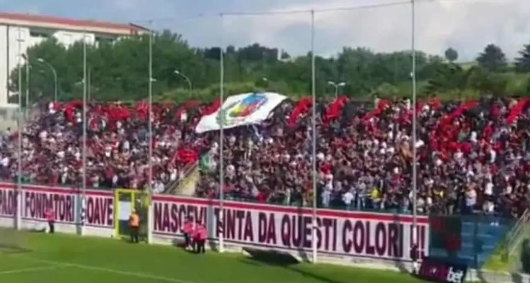 <p>Vibonese, sfida decisiva contro l’Acireale: necessario vincere per garantirsi il playout in casa e sperare</p>