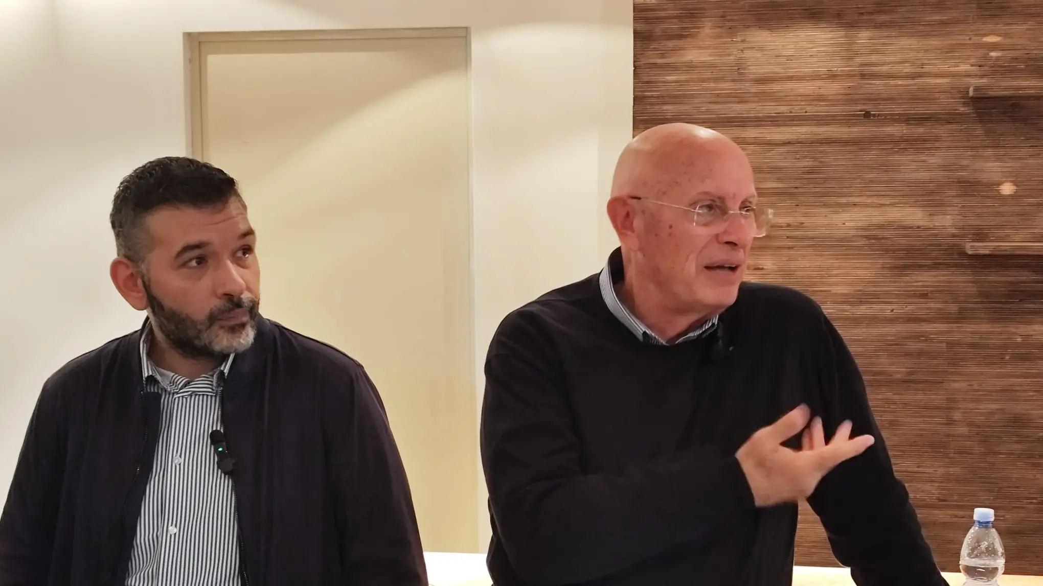 Ballarino resta sulla riva del fiume: «Vinciamo ed aspettiamo la Federazione». Cessione?: «Nessuna trattativa reale»\n