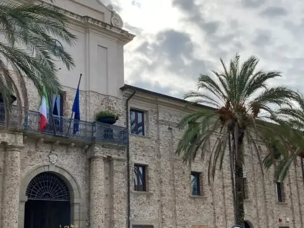 Soriano, si insediano i commissari dopo lo scioglimento per mafia del Consiglio comunale: ecco chi sono
