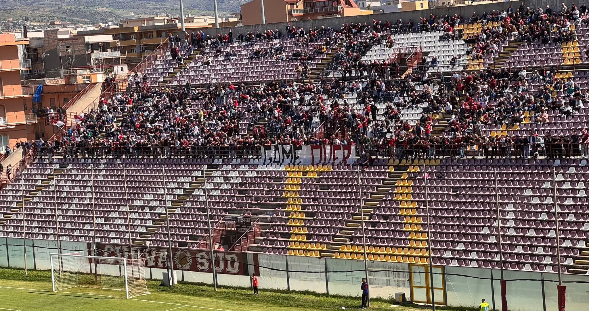 Reggina, definitivamente sfumato il sogno promozione: gli amaranto condannati al quarto anno di serie D\n