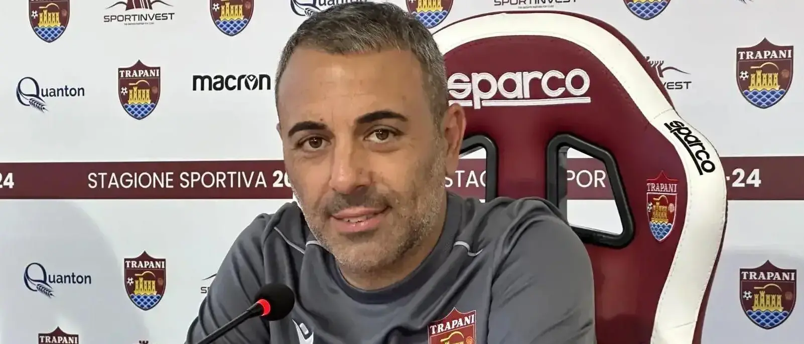 Reggina, Torrisi guarda oltre il 4-2: «Rivista la squadra dei tempi migliori, ora testa ai playoff e alle vicende extracampo»